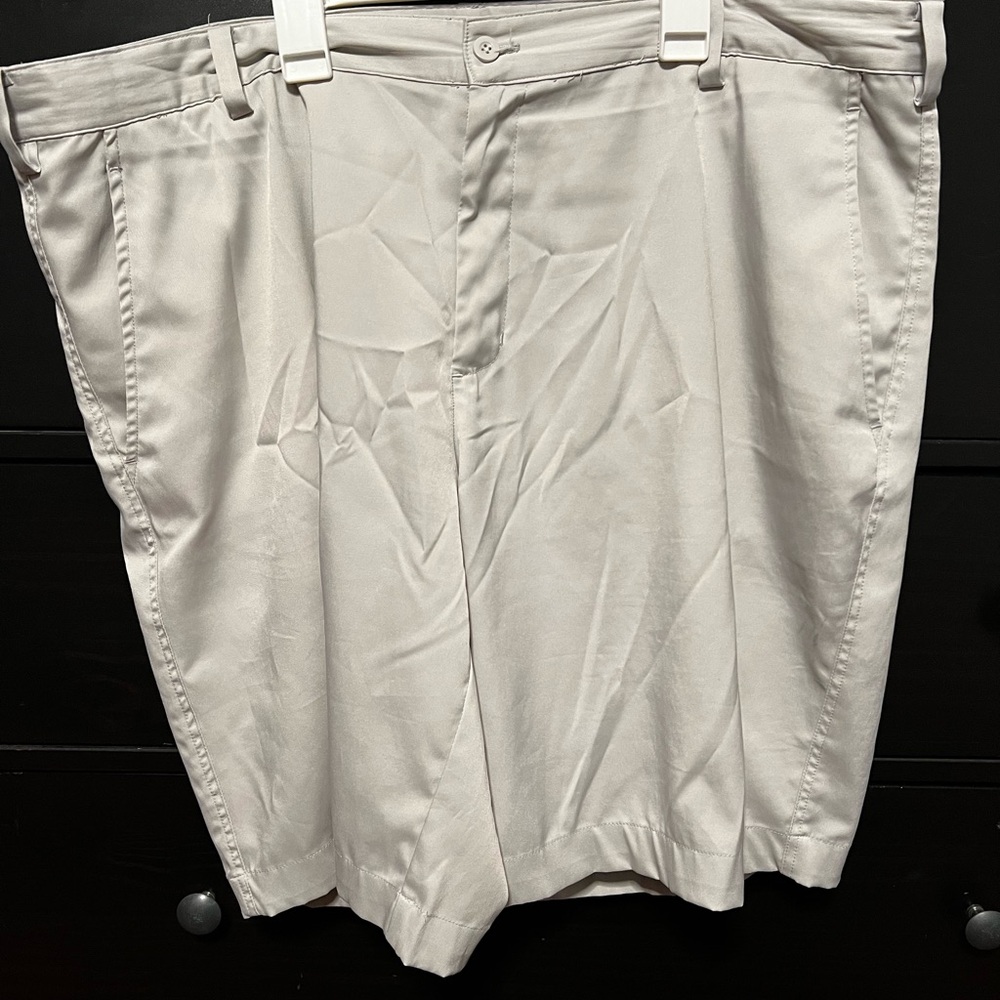 Wedge 40 Waist Classic Flat Front Men's Shorts